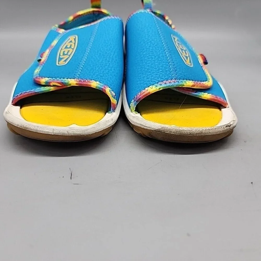 Keen Knotch Creek Big Kids Size 4 Open Toe Sandals Shoes Blue Yellow